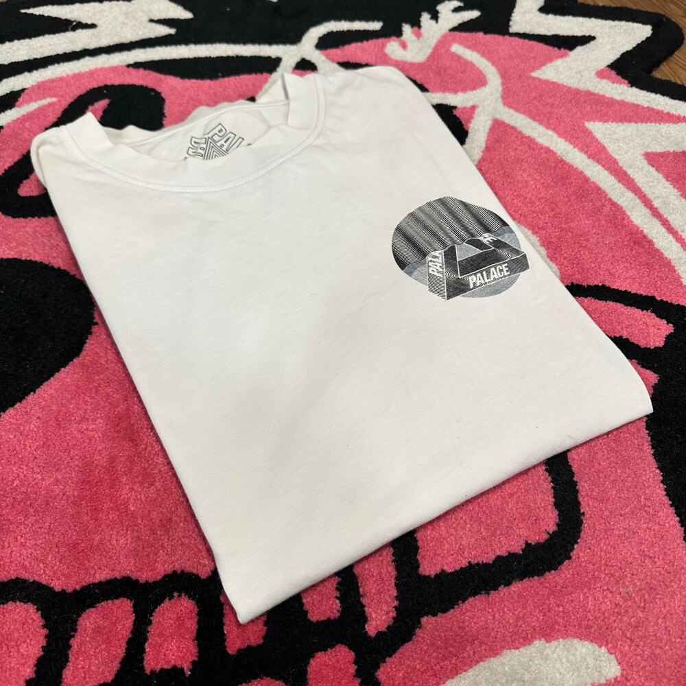 Palace Tri-Curtain T-shirt – White – Size L